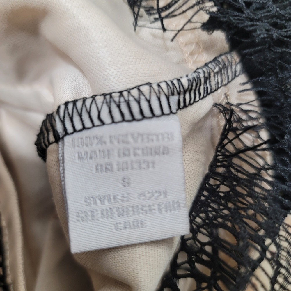 VTG Charlotte Russe Sz S Long Sleeve Eyelash Lace Crop Top Whimsigoth Witchy Y2K - Picture 6 of 7